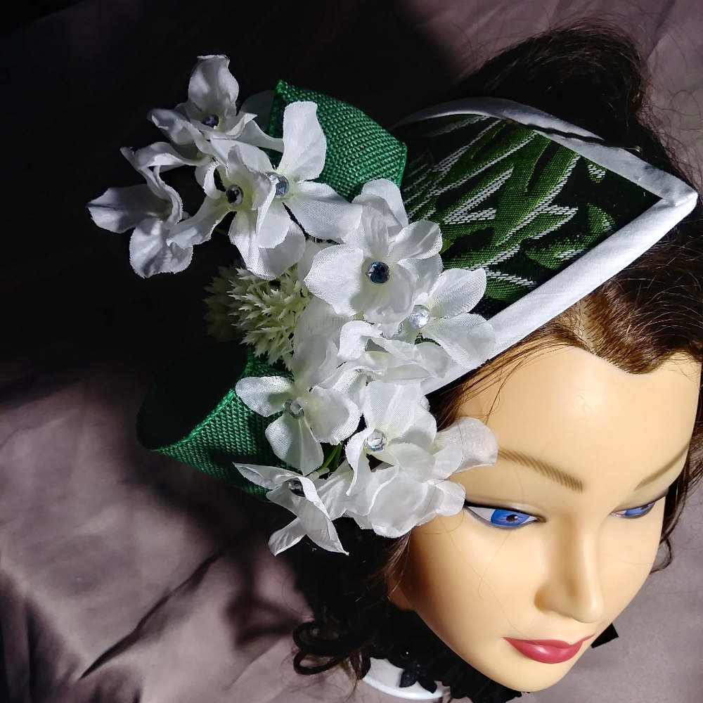 Floral Fasinator